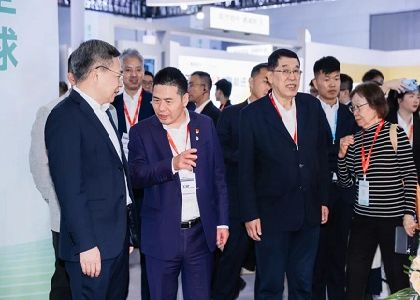 远东“电能+算力+AI”全场景解决方案惊艳亮相第十七届无锡国际新能源展览会